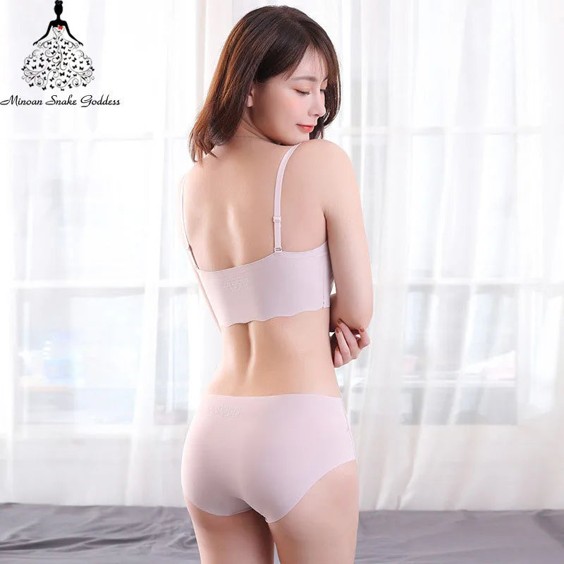 Women's fancy & Soft Matriyal Sexy Bra & Panty Set (Pack of 4)