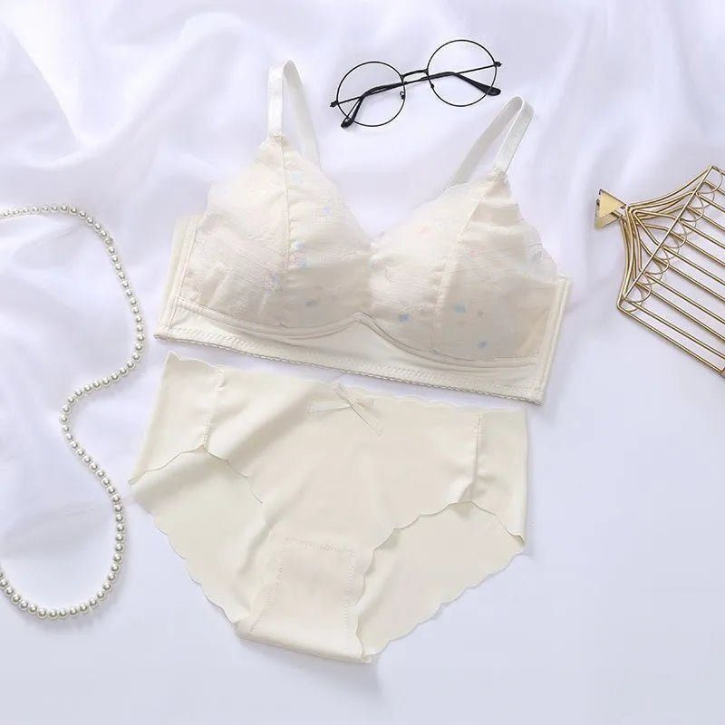 Women's fancy & Soft Matriyal Sexy Bra & Panty Set (Pack of 4)