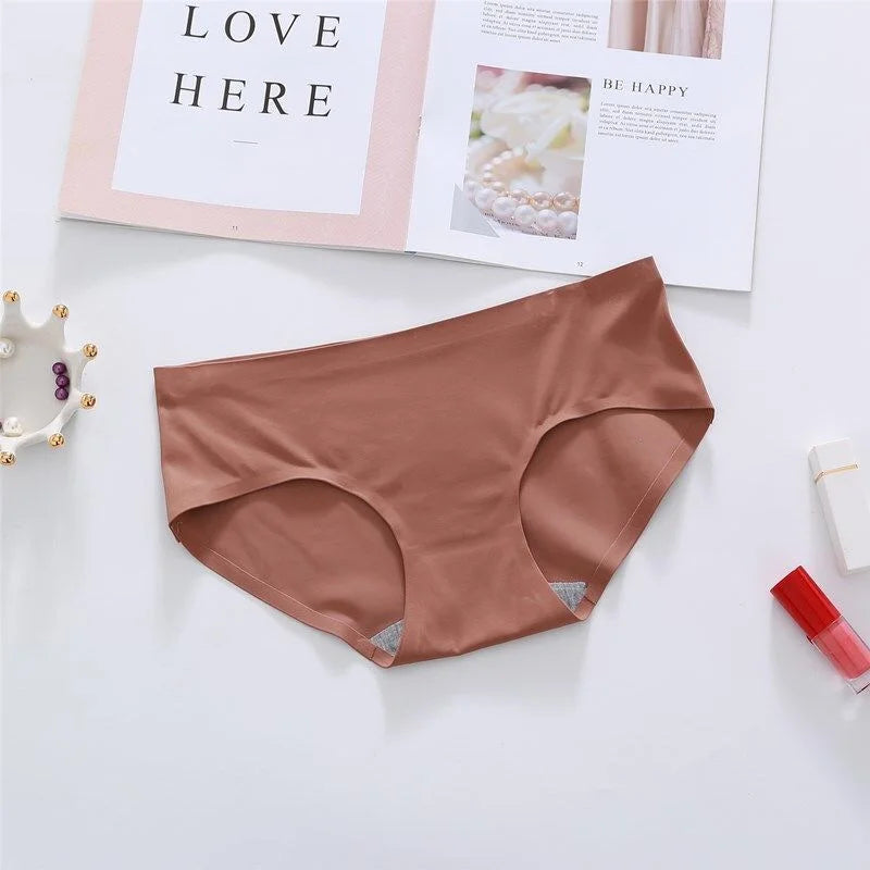 Women's fancy & Soft Matriyal Sexy Bra & Panty Set (Pack of 4)