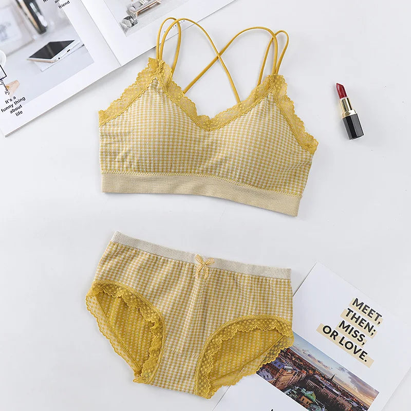 Women's fancy & Soft Matriyal Sexy Bra & Panty Set (Pack of 6)