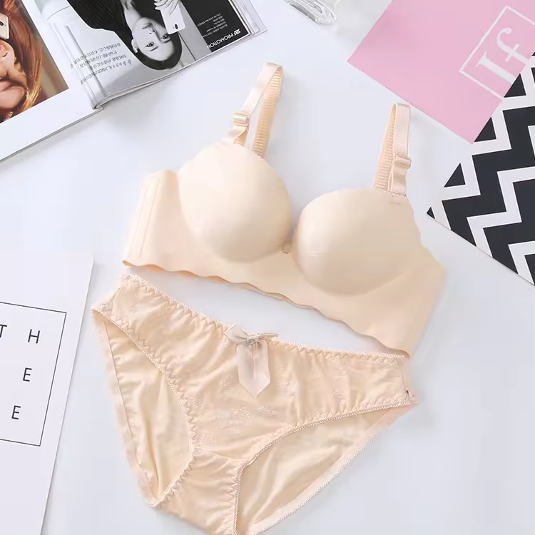 Women's fancy & Soft Matriyal Sexy Bra & Panty Set (Pack of 4)